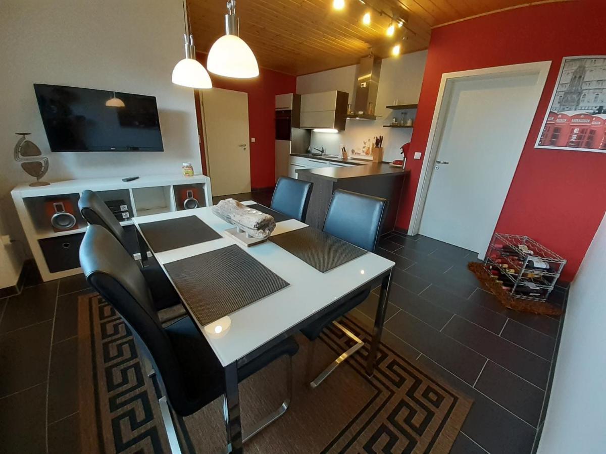 Ferienwohnung Terrasse Parkplatz Wallbox Nuerburgring Herresbach 外观 照片